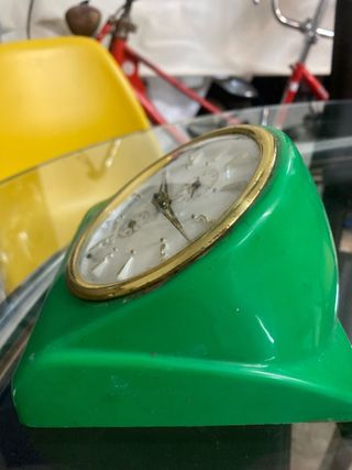 Reloj de cuerda antiguo DAN antiguo