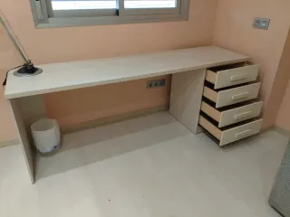 Escritorio extralargo (203cm) con cajonera de 4 ca