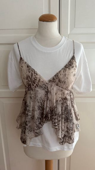 Top tirantes estampado beige y marrón