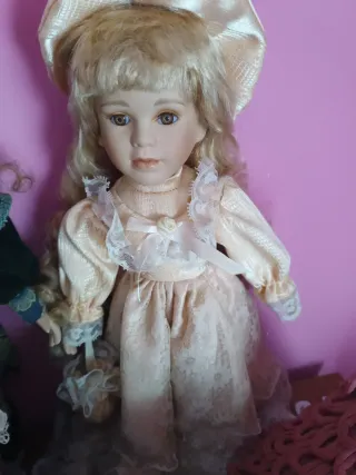 Muñeca porcelana antigua 30€ cada una