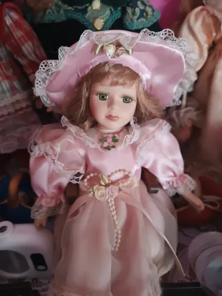 Muñeca porcelana antigua 30€ cada una
