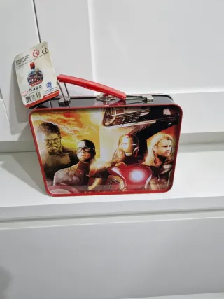 Estuche Los Vengadores Marvel