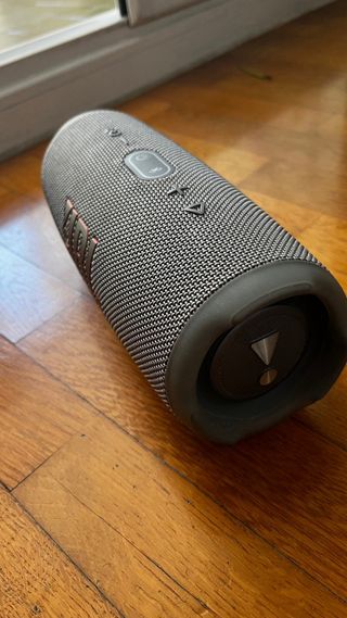 Altavoz JBL Charge 5 Gris