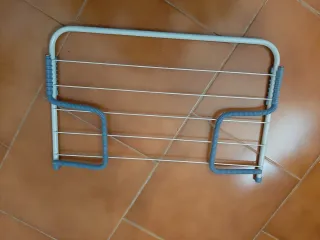 Stendino per calorifero