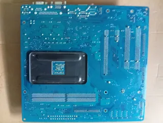 Placa Base Gigabyte GA-M68M-S2P AM3 DDR2