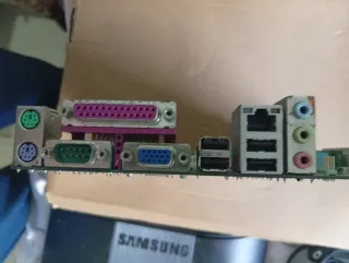 Placa Base Gigabyte GA-M68M-S2P AM3 DDR2