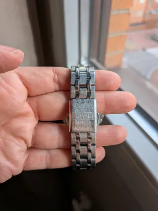 Reloj LOTUS niño azul y acero, en su caja.