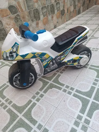 Moto caminador infantil