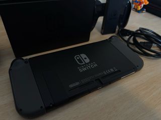 Nintendo Switch+acc+SD+2 mandos extra(opcional)