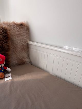 Diván blanco IKEA 80x200 con 3 cajones