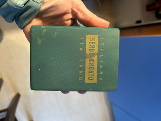 Dizionario serbo- croato e tedesco