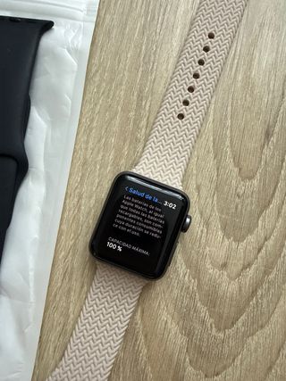 Apple Watch serie 3 Beige y Negro