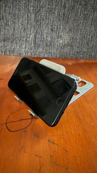 iPhone SE 3 (128GB) – bien estado iPhone SE