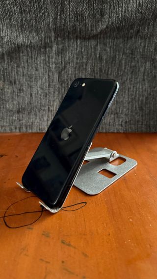 iPhone SE 3 (128GB) – bien estado iPhone SE