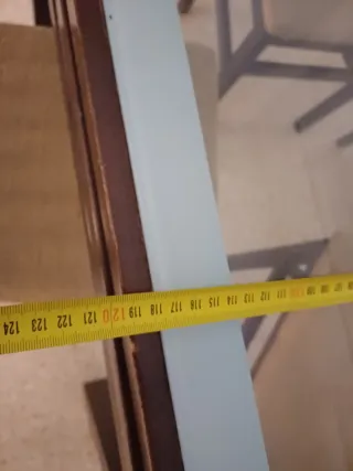 Mesa de comedor y 4 sillas