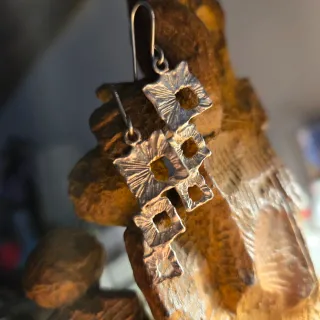 Pendientes artesanales en plata de ley