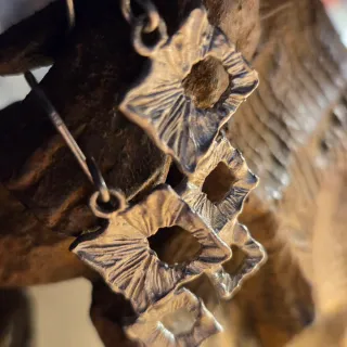 Pendientes artesanales en plata de ley