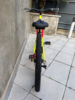 Bicicleta MTB Wolfbike Amarilla