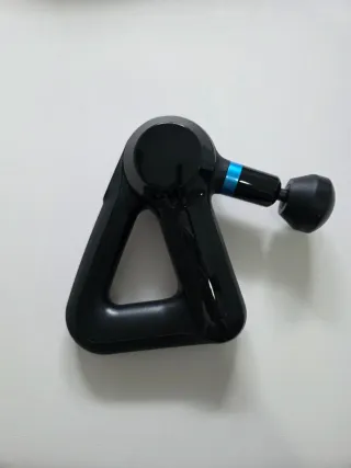 Theragun Elite Negra