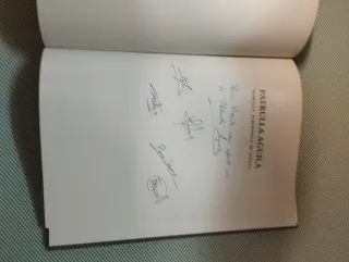 Libro patrulla águila