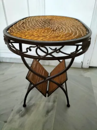 Mesa Auxiliar+ Revistero de Forja y Mimbre ¡NUEVA!