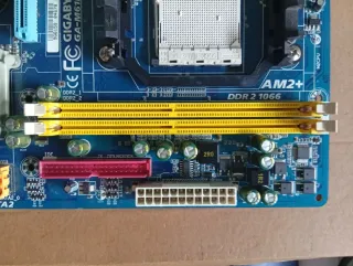 Placa Base Gigabyte GA-M61PME-S2P