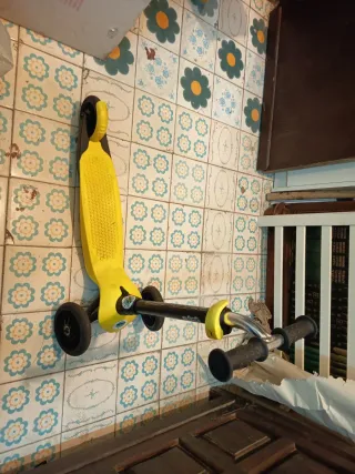 Patinete infantil 3 ruedas amarillo