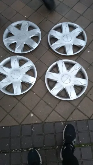 Tapacubos Dacia Sandero Originales