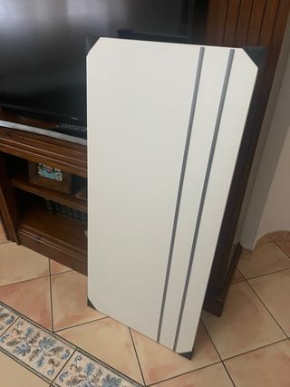 Cabecero de cama blanco y gris