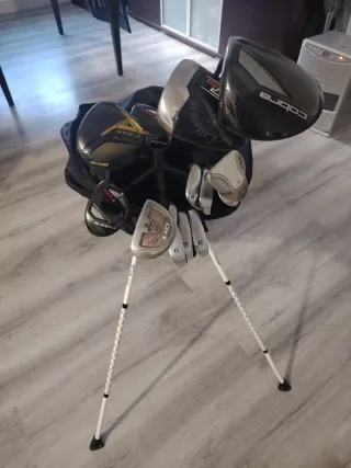 Juego de palos y Bolsa de golf Titleist negra