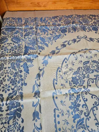 Colcha Damasco Livorno Antiga branca/Azul