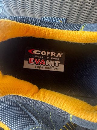 Zapatos de seguridad grises