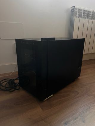 Vinoteca Saivod Botellero.