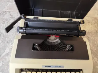 Máquina de escribir antigua