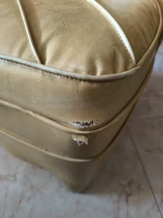 Butaca descalzadora vintage beige