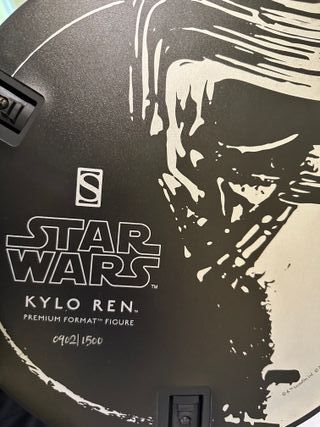Estatua Kylo Ren Premium Format Exclusive Sideshow