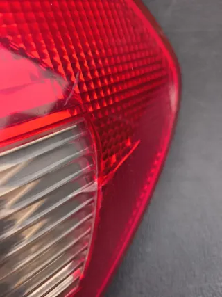 Pilotos BMW Serie 1 E87 (Par)