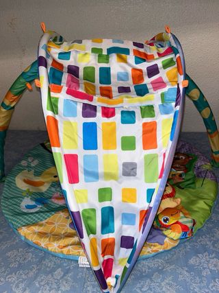 Gimnasio acolchado para bebé