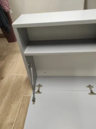 Mesa abatible pared gris