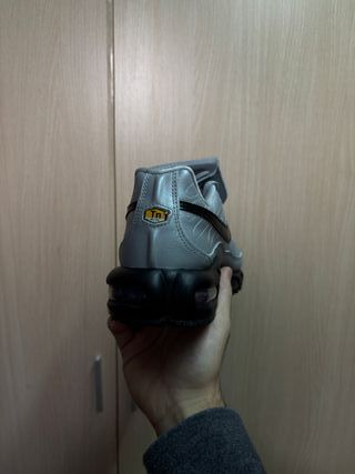 Nike Air Max Tn Tiempo Plata Negra