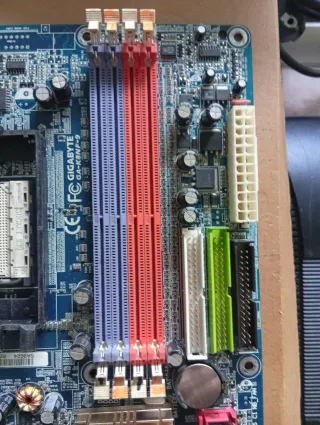 Placa Base Gigabyte GA-K8NF-9