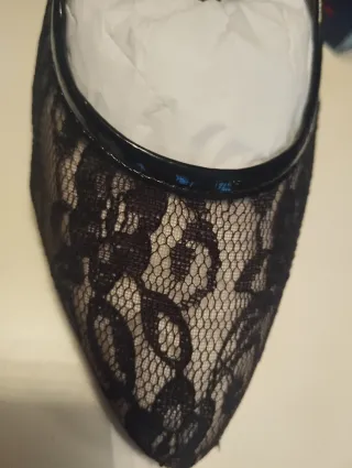 Zapatos tacón encaje negro T.38 + tocado a juego