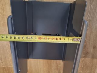 Soporte con ruedas para torre PC