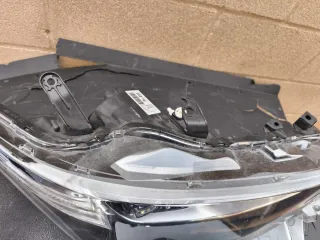 Faro Toyota Auris 2017