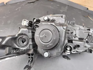 Faro Toyota Auris 2017