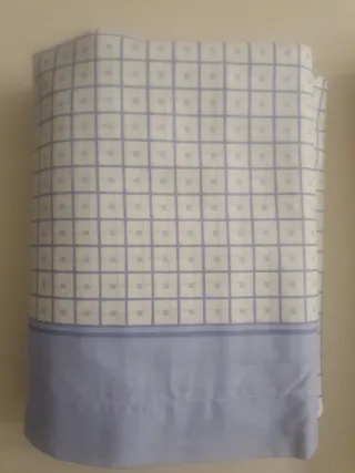Sábanas de cuadros azules y blancas