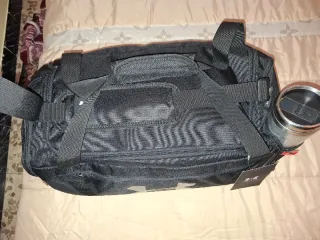 Bolsa de deporte Under Armour negra