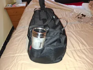 Bolsa de deporte Under Armour negra