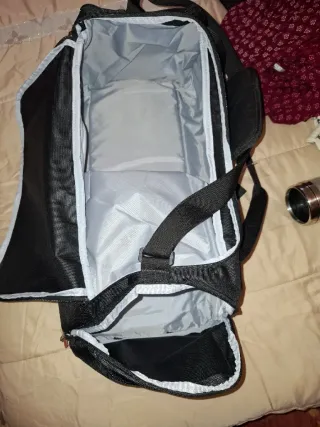 Bolsa de deporte Under Armour negra