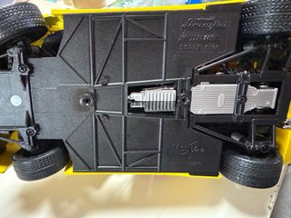 Coche de colección Lamborghini amarillo